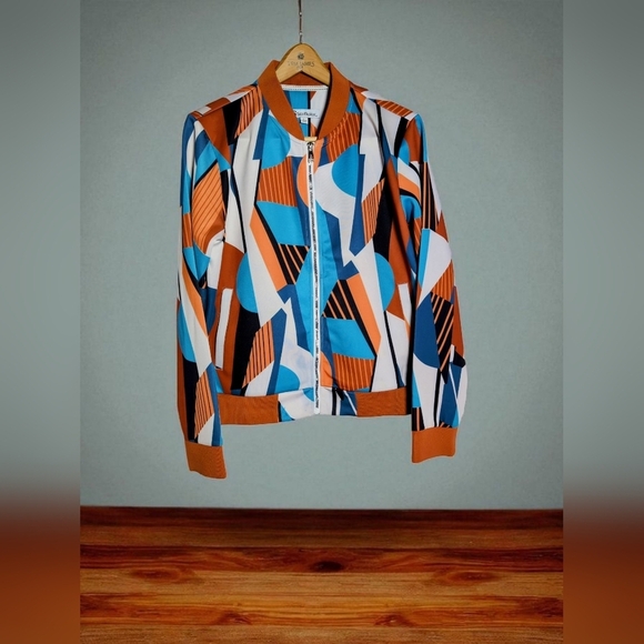 Silversilk L Wolf Zipper Geometric Patterned Jacket - Picture 1 of 7